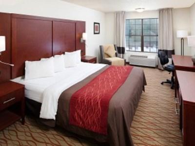 Red Lion Inn & Suites Оубърн Екстериор снимка