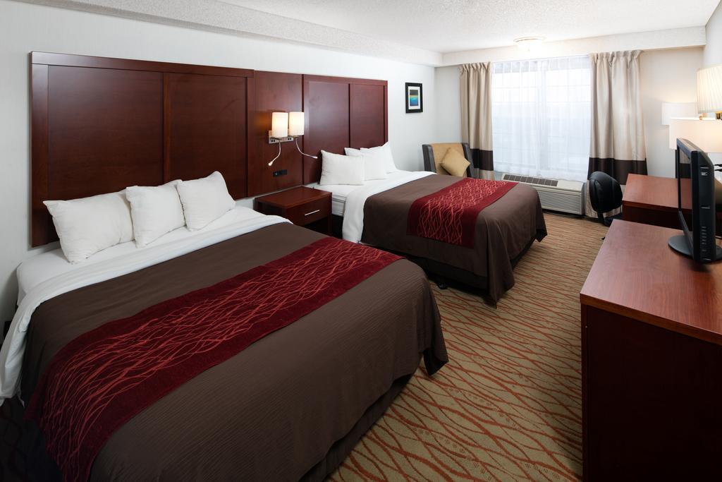 Red Lion Inn & Suites Оубърн Екстериор снимка