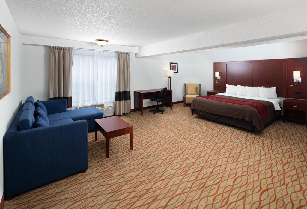 Red Lion Inn & Suites Оубърн Екстериор снимка