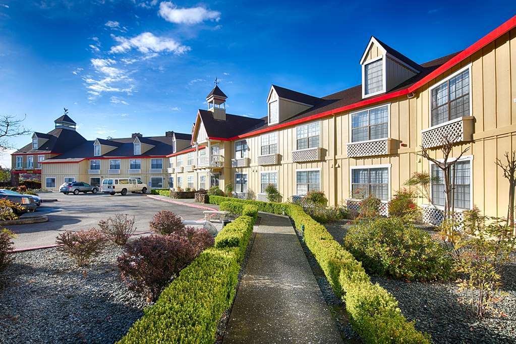 Red Lion Inn & Suites Оубърн Екстериор снимка